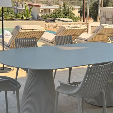 Aryve Boutique Mit Akropolis- Und Meerblick, Infinity-pool Und Designer-interieur Malona Village