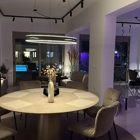 Villa Aryve Boutique Mit Akropolis- Und Meerblick, Infinity-pool Und Designer-interieur