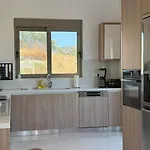 Aryve Boutique Mit Akropolis- Und Meerblick, Infinity-pool Und Designer-interieur ヴィラ Malona Village