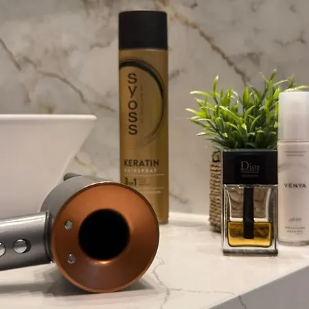 Aryve Boutique Mit Akropolis- Und Meerblick, Infinity-pool Und Designer-interieur