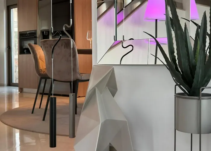 别墅 Aryve Boutique Mit Akropolis- Und Meerblick, Infinity-pool Und Designer-interieur Malona Village