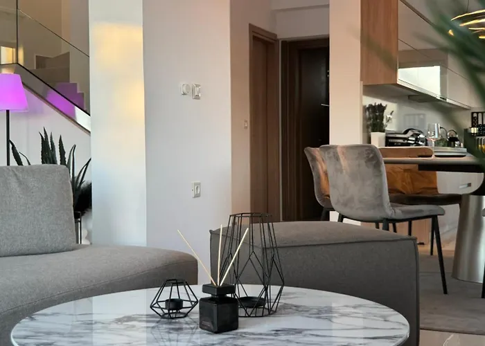 Aryve Boutique Mit Akropolis- Und Meerblick, Infinity-pool Und Designer-interieur