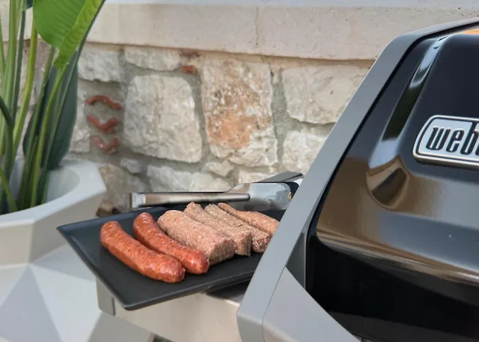 别墅 Aryve Boutique Mit Akropolis- Und Meerblick, Infinity-pool Und Designer-interieur *