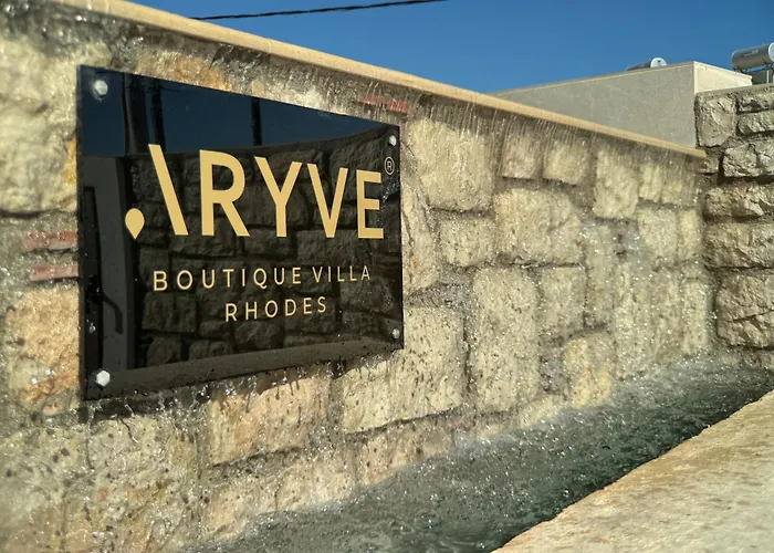 Aryve Boutique Mit Akropolis- Und Meerblick, Infinity-pool Und Designer-interieur *