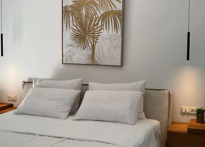 Aryve Boutique Mit Akropolis- Und Meerblick, Infinity-pool Und Designer-interieur Malona Village