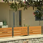 Villa Aryve Boutique Mit Akropolis- Und Meerblick, Infinity-pool Und Designer-interieur