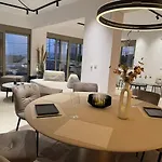 Aryve Boutique Mit Akropolis- Und Meerblick, Infinity-pool Und Designer-interieur Μάλονα Village