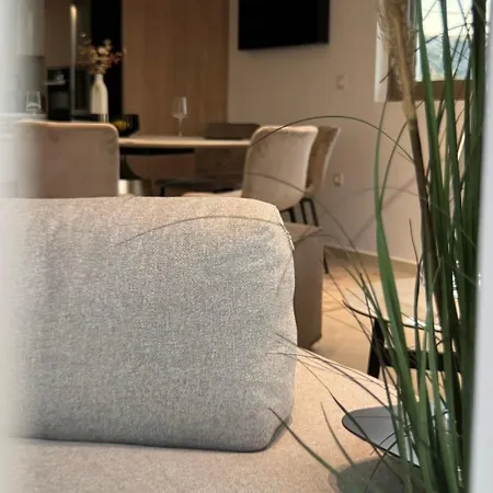 Aryve Boutique Mit Akropolis- Und Meerblick, Infinity-pool Und Designer-interieur Villa Malona Village