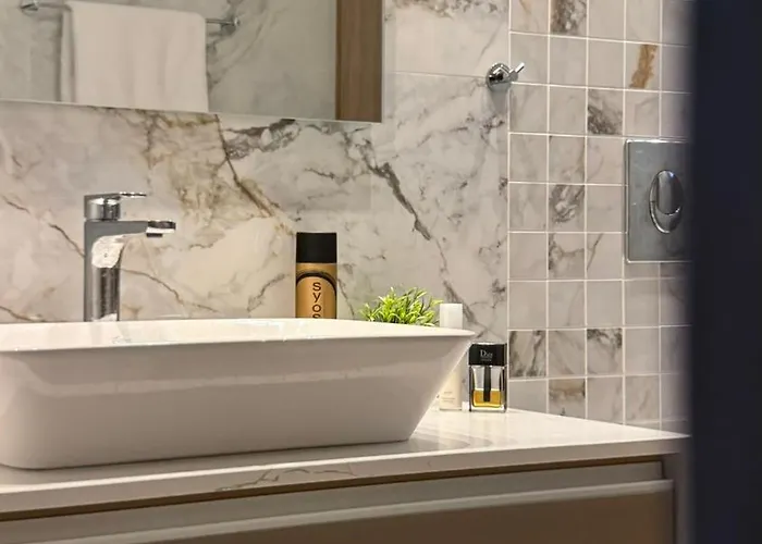 Aryve Boutique Mit Akropolis- Und Meerblick, Infinity-pool Und Designer-interieur Villa Malona Village