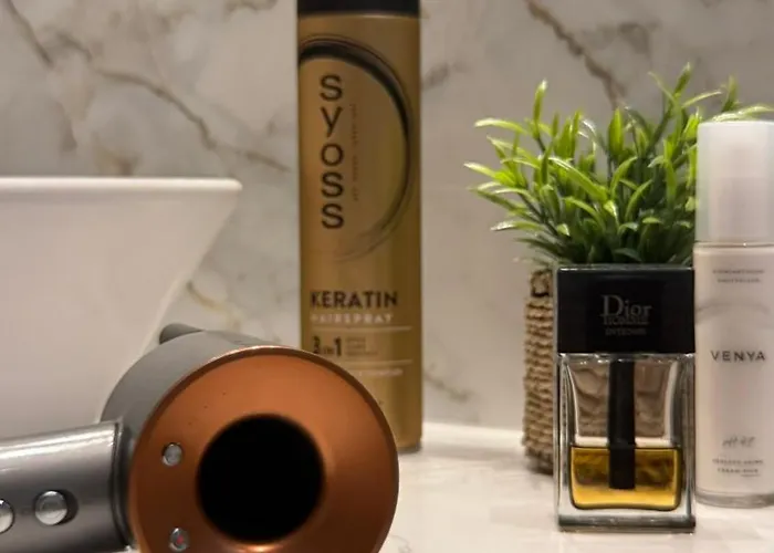 Aryve Boutique Mit Akropolis- Und Meerblick, Infinity-pool Und Designer-interieur